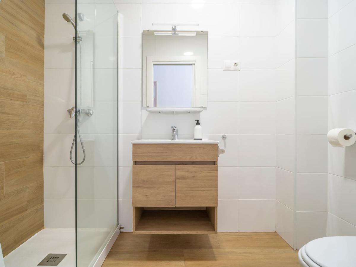 Sanders Lavender - Delightful Two-Bedroom Apartment Downtown Málaga Exterior foto